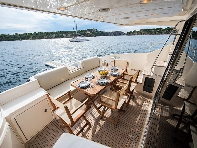 Lancha para alquilar Šibenik al mejor precio