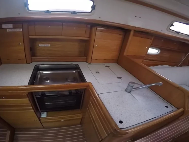 Alquiler de Bavaria Bavaria 37 en Lefkáda