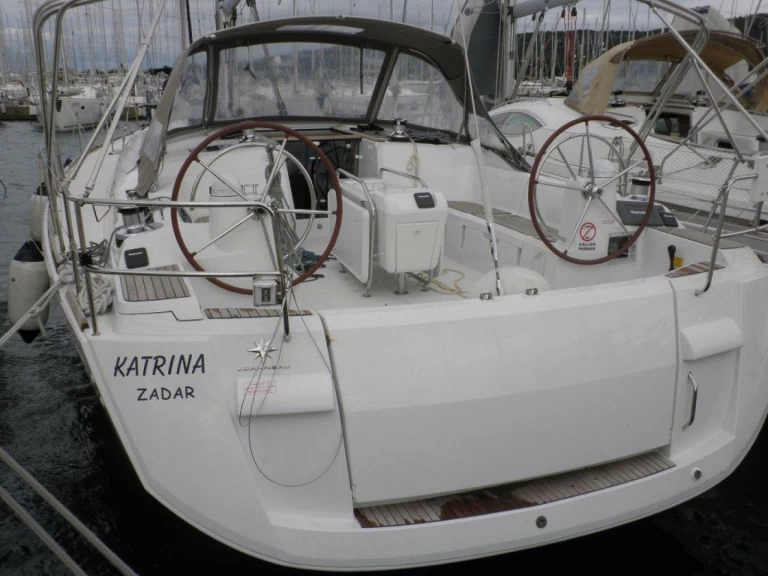 Alquiler Sukošan - Jeanneau Sun Odyssey 509 en SamBoat