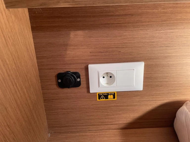 Alquiler de barcos Sukošan barato de Oceanis 41.1