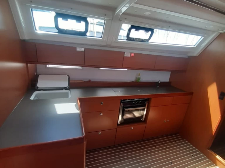 Alquiler de embarcaciones Bavaria Cruiser 46 enSukošan en Samboat