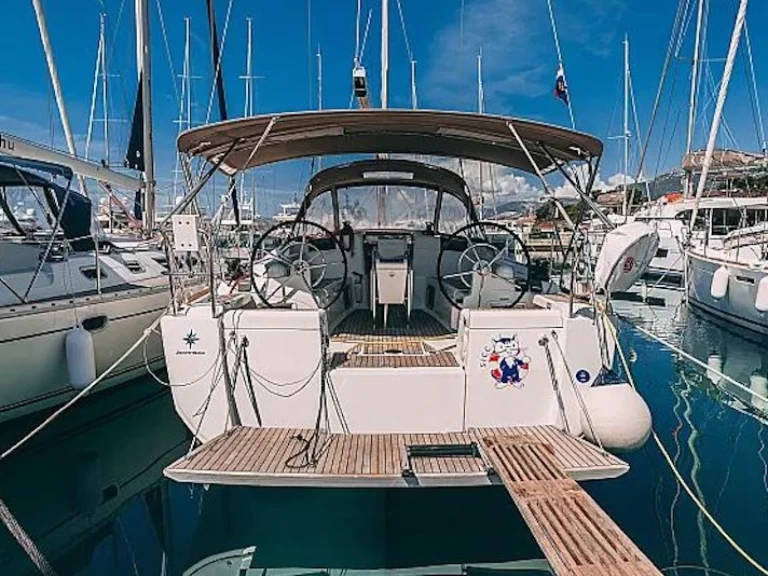 Alquiler de Jeanneau Sun Odyssey 419 en Kaštel Gomilica