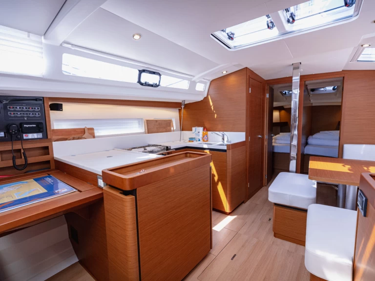 Alquiler Velero en Kaštel Gomilica - Jeanneau Sun Odyssey 440
