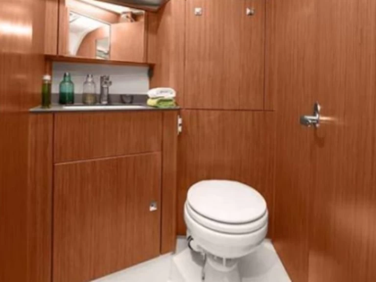 Alquiler de embarcaciones Bavaria Cruiser 41 enPalero en Samboat