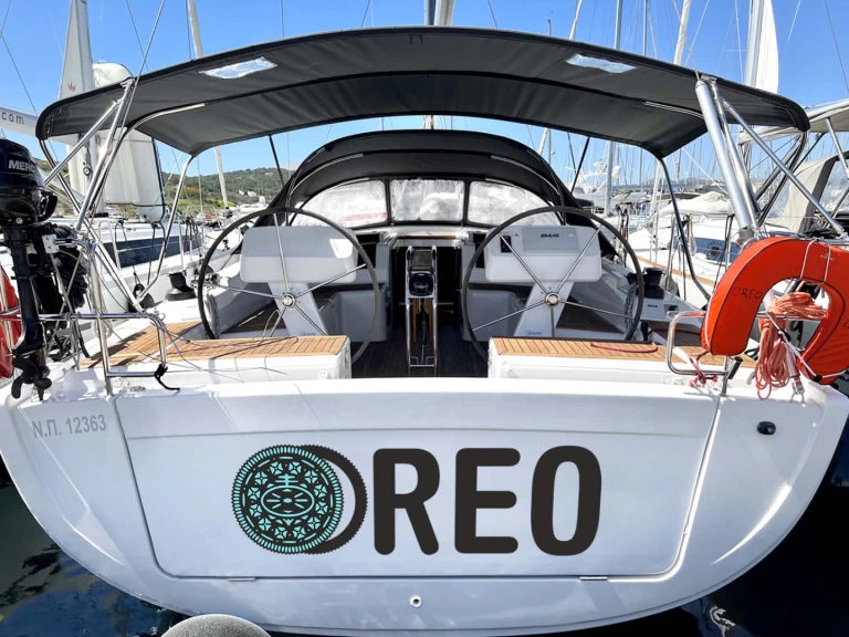 Hanse Hanse 458 de alquiler a Lávrio