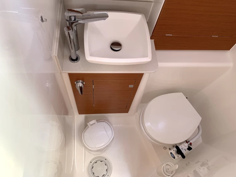 Dufour Dufour 390 Grand Large de alquiler a Lávrio