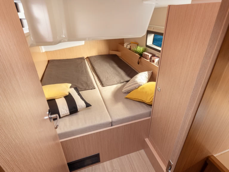 Alquiler de barcos Primošten barato de Bavaria C38