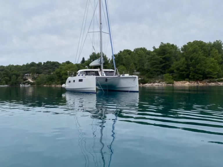 Alquiler Catamarán Nautitech con o sin  título de navegación