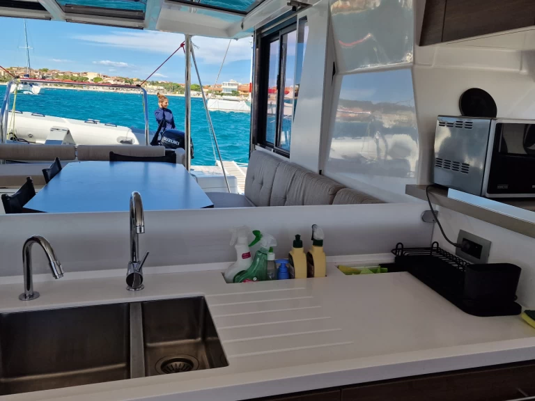 Alquiler Catamarán en Golfo Aranci - Bali Bali 4.2