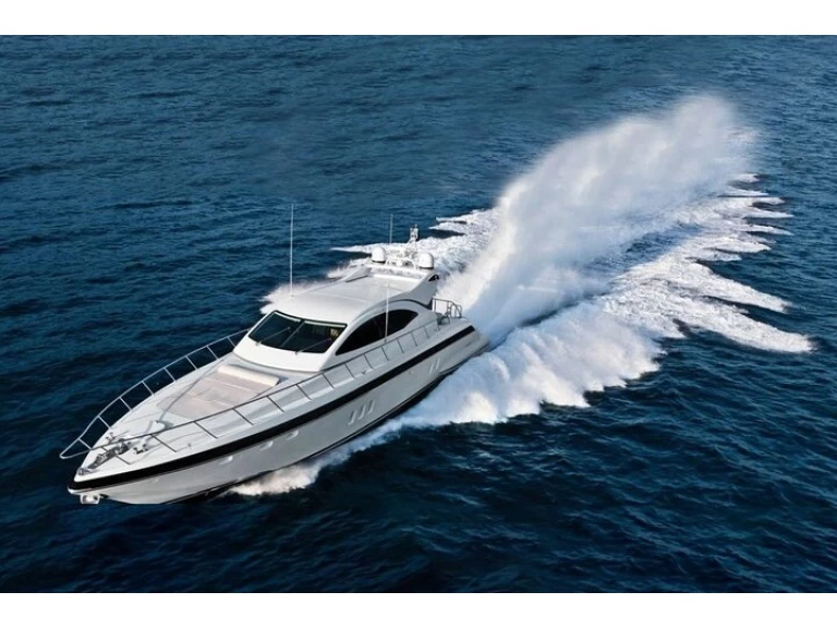 Alquiler de  Mangusta 72 en Órmos Bay