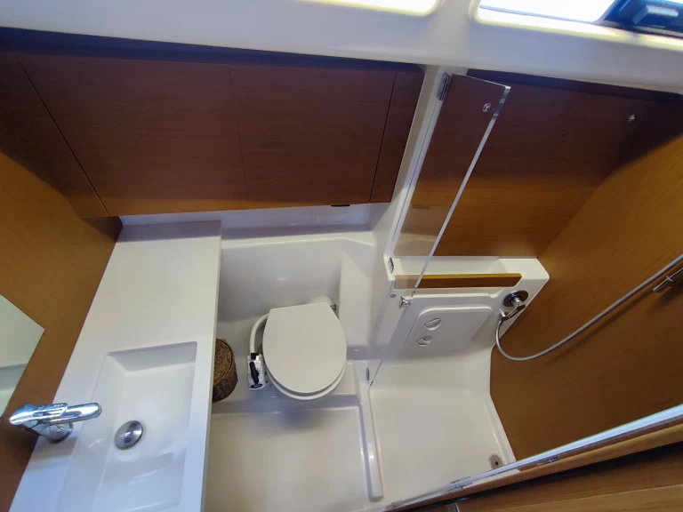 Bénéteau First 44 de alquiler a Lávrio