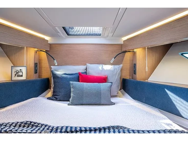 Alquiler de Lancha, con o sin patrón Bénéteau Pula