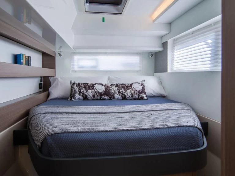 Alquiler Catamarán Leopard con o sin  título de navegación