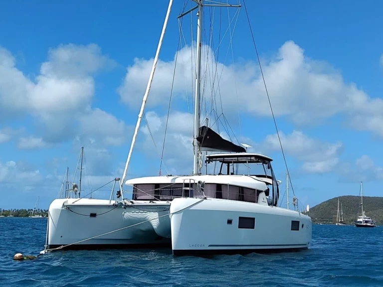 Lagoon Lagoon 42 de alquiler a Le Marin