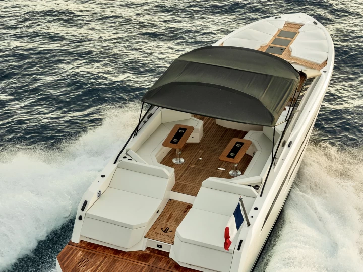 Alquiler de Lancha, con o sin patrón BB Yatchs Saint-Laurent-du-Var