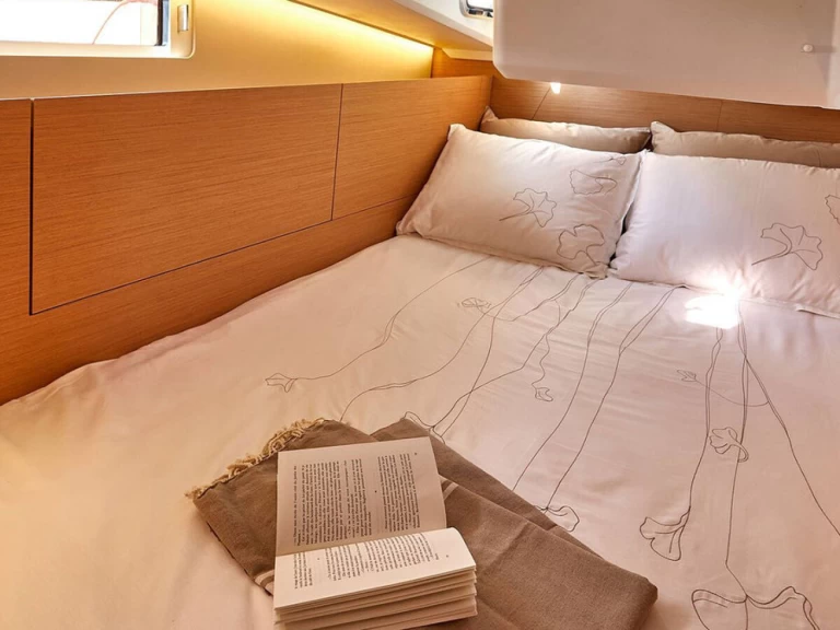 Jeanneau Sun Odyssey 410 de alquiler a Gouviá