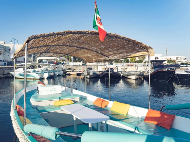 Alquiler Lancha  con o sin  título de navegación