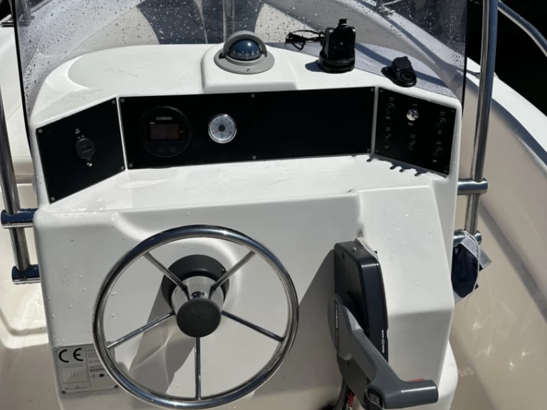 Alquiler de barcos Saint-Cyprien barato de Fm17