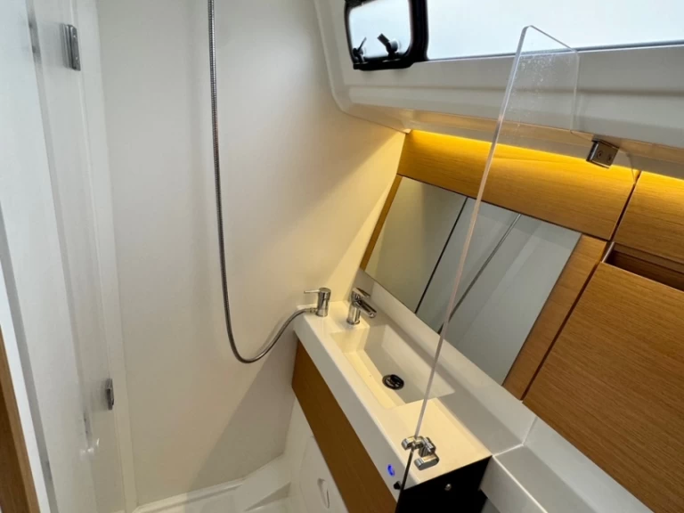 Alquiler de Jeanneau Sun Odyssey 410 en Pýlos