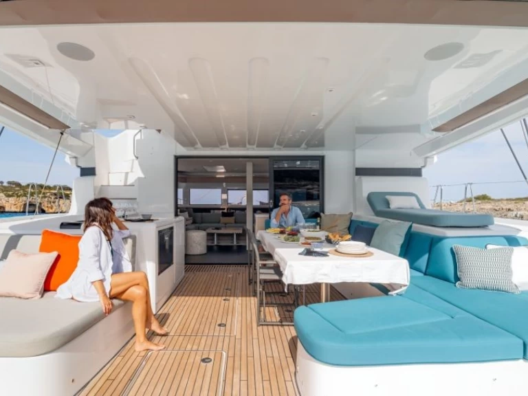 Alquiler Catamarán Lagoon con o sin  título de navegación