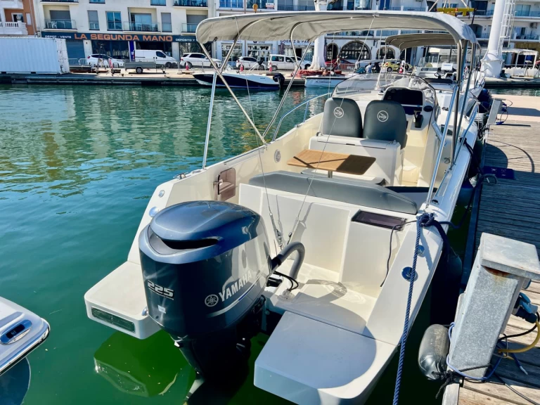 Alquiler Empuriabrava - White Shark 240 sc en SamBoat