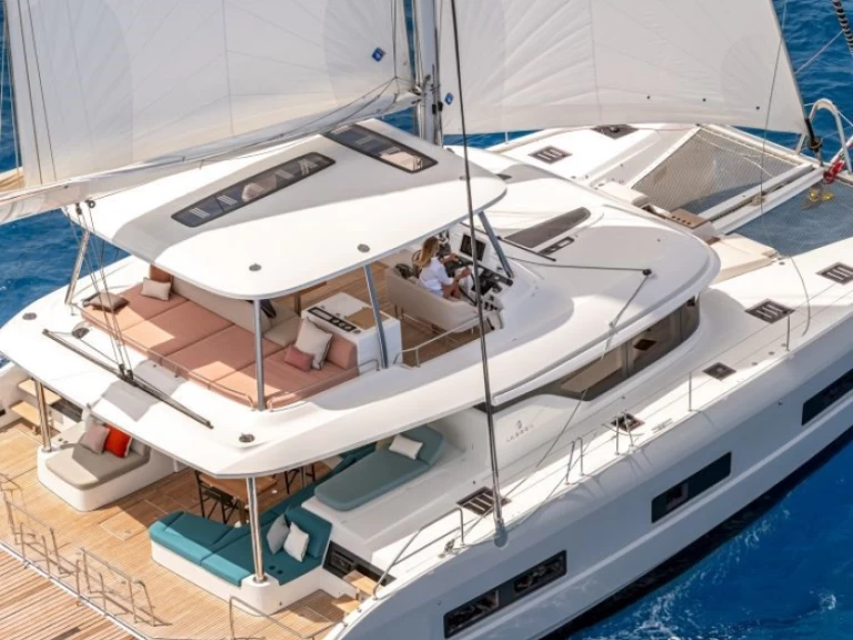 Alquiler de Lagoon Lagoon 55 en Lávrio