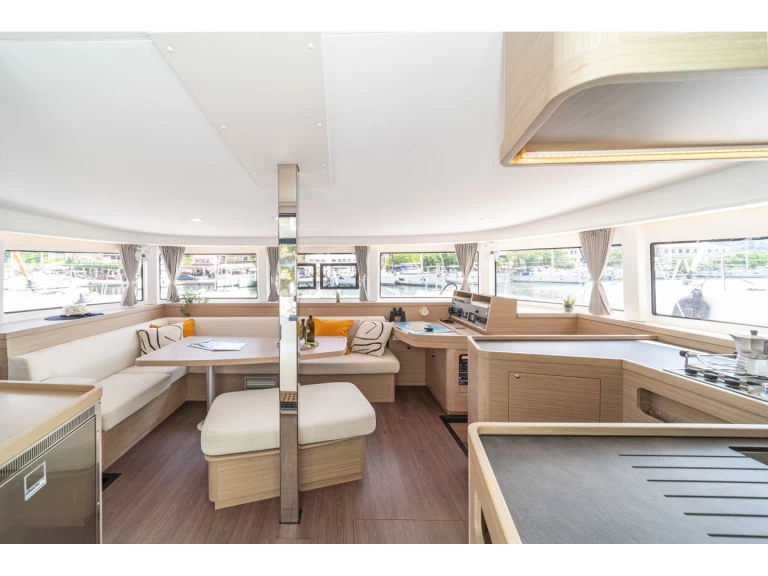 Lagoon Lagoon 42 de alquiler a Skiathos