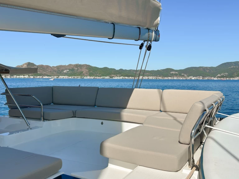 Alquiler Catamarán Fountaine Pajot con o sin  título de navegación