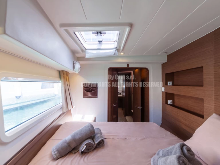 Catamarán para alquilar Capo d'Orlando al mejor precio