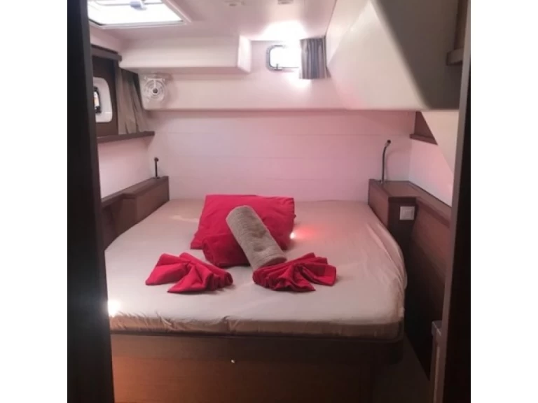 Alquiler de barcos Sant Antoni de Portmany barato de Lagoon 450 F