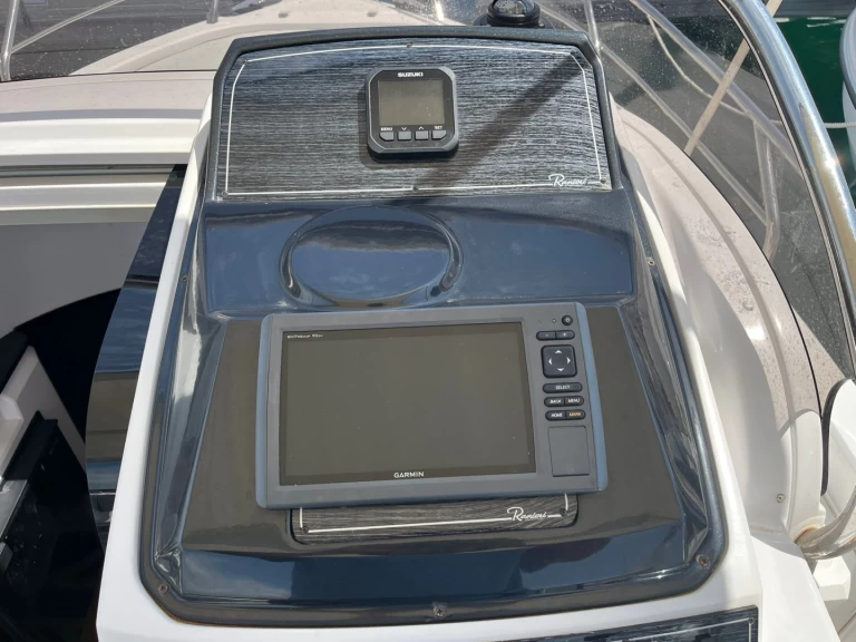 Alquiler de Ranieri Shadow 22 en Port La Napoule