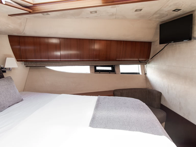 Alquiler de embarcaciones Galeon Galeon 640 Fly enŠibenik en Samboat