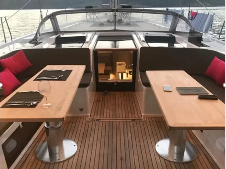 Alquiler de embarcaciones Hanse Hanse 588 enMarmaris (district) en Samboat