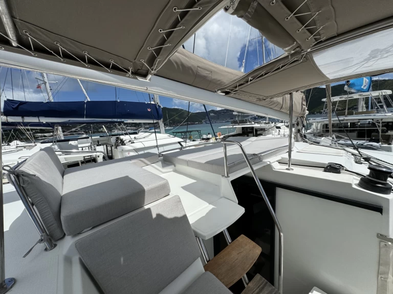 Alquiler Catamarán en Road Town - Fountaine Pajot Fountaine Pajot Helia 44