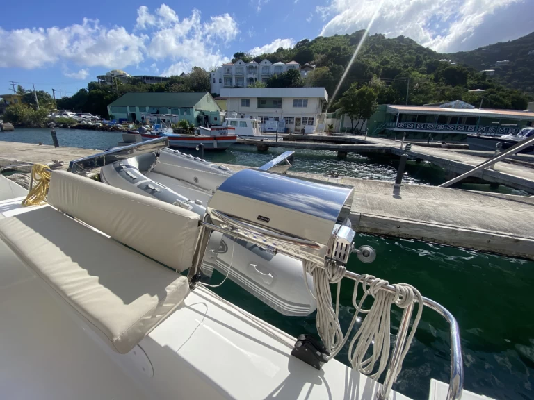 Alquiler Catamarán Fountaine Pajot con o sin  título de navegación