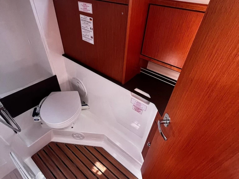 Alquiler de Bavaria Cruiser 34 en Sukošan