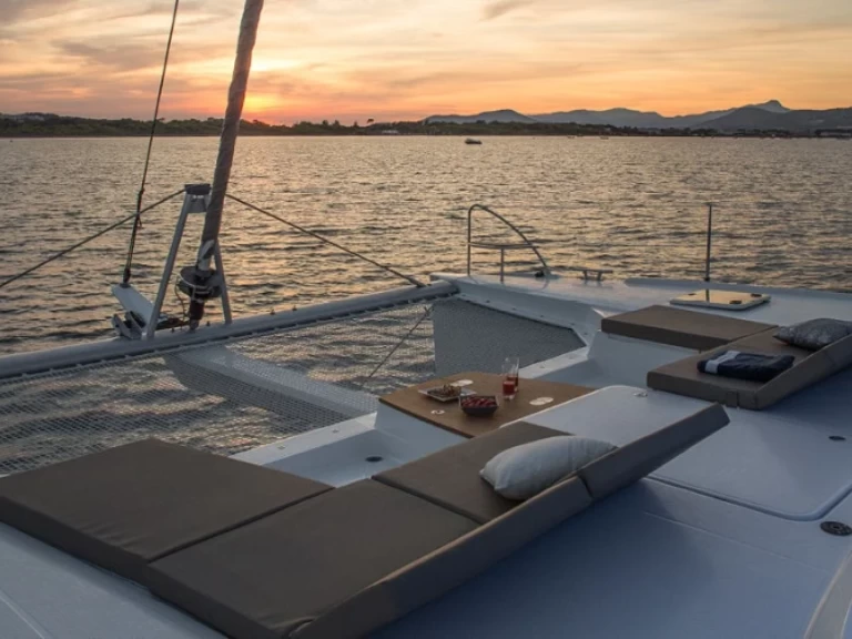Catamarán para alquilar Ajaccio al mejor precio