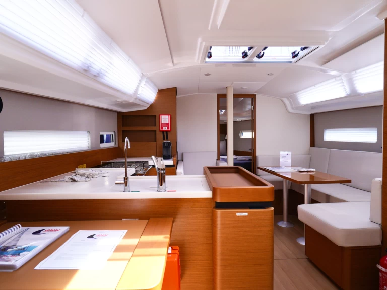 Alquiler de embarcaciones Jeanneau Sun Odyssey 410 enMarmaris en Samboat