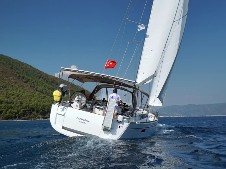 Jeanneau Sun Odyssey 479 de alquiler a Marmaris