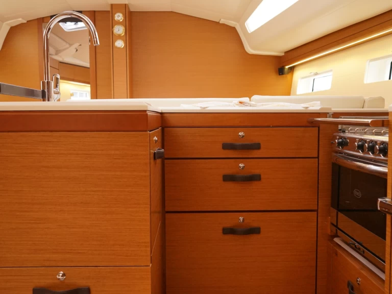 Alquiler de Velero, con o sin patrón Jeanneau Marmaris