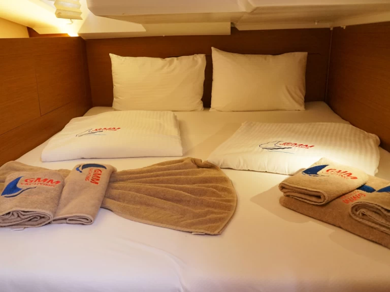 Alquiler de embarcaciones Jeanneau Sun Odyssey 440 enMarmaris en Samboat