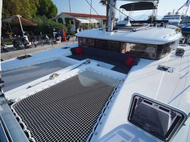 Alquiler Catamarán Lagoon con o sin  título de navegación