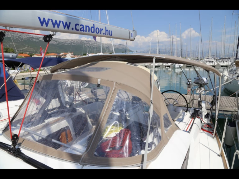 Alquiler Kaštel Gomilica - Jeanneau Sun Odyssey 419 en SamBoat