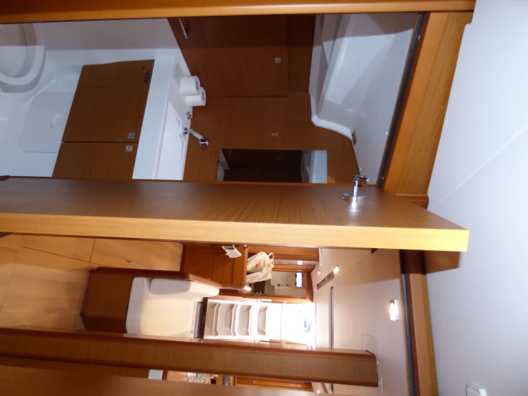 Alquiler Kaštel Gomilica - Jeanneau Sun Odyssey 519 en SamBoat