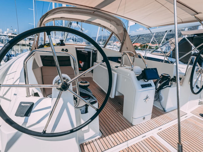 Alquiler de Jeanneau Sun Odyssey 440 en Kaštel Gomilica