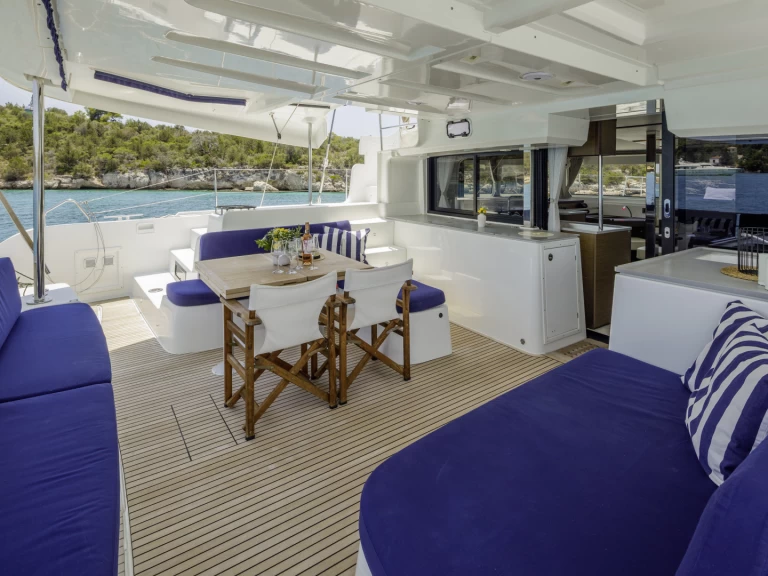 Alquiler de Lagoon Lagoon 46 en Pórto Chéli