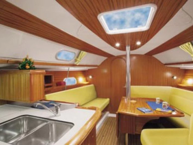 Velero para alquilar Álimos al mejor precio