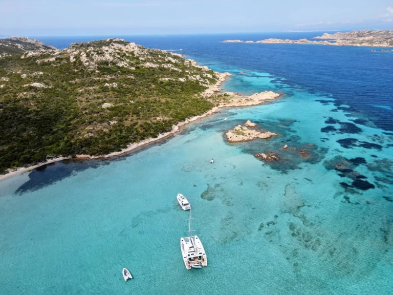 Alquiler Porto Pollo - Lagoon Lagoon 46 en SamBoat