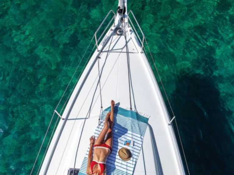 Alquiler de embarcaciones Jeanneau Sun Odyssey 410 enLefkáda en Samboat