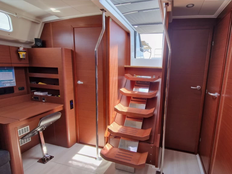 Alquiler Lávrio - Hanse Hanse 508 en SamBoat